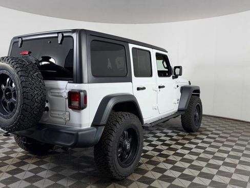 Used 2019 Jeep Wrangler Unlimited Sport S AWD/4WD image 9