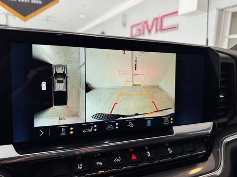 Certified 2025 Chevrolet Silverado 2500 High Country w/ Technology Package image 21