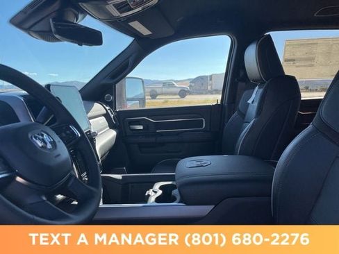 New 2026 RAM 2500 Laramie AWD/4WD image 18