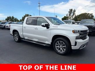 Used 2022 Chevrolet Silverado 1500 High Country w/ Z71 Off-Road Package AWD/4WD video 1