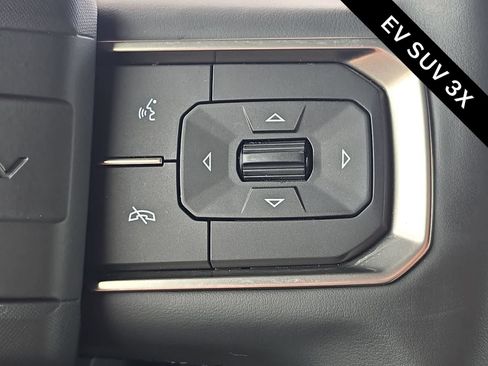 Used 2025 GMC Hummer EV 3X AWD/4WD image 29