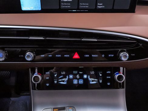 Certified 2026 Genesis GV70 2.5T Advanced image 17