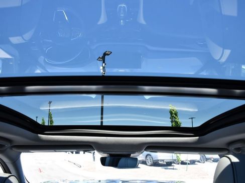 Used 2023 Acura MDX SH-AWD w/ Advance Package image 29