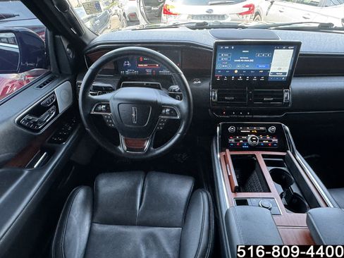 Used 2023 Lincoln Navigator Reserve AWD/4WD image 12