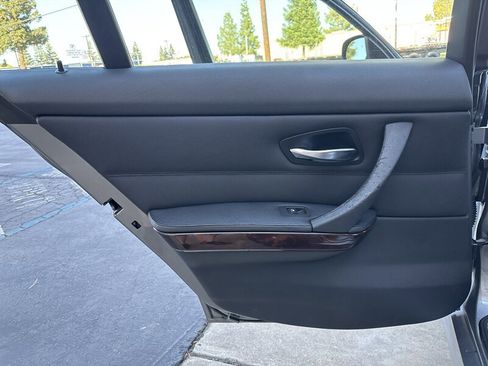 Used 2011 BMW 328i Sedan RWD image 29