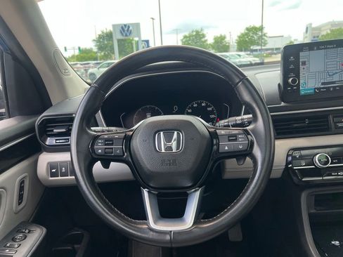 Used 2024 Honda Pilot Touring image 27
