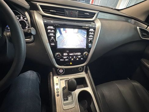 Used 2018 Nissan Murano S FWD image 27