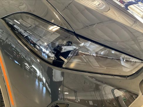 New 2026 BMW X6 xDrive40i w/ Climate Comfort Package image 13