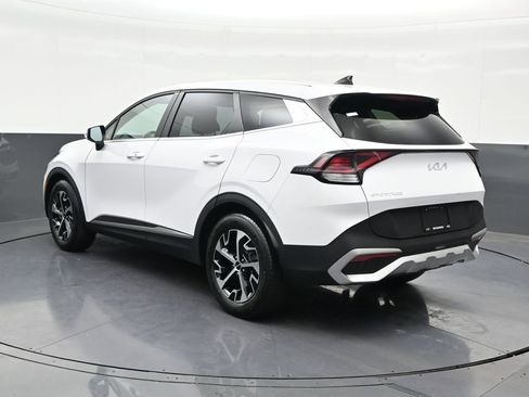 Used 2024 Kia Sportage EX FWD image 3