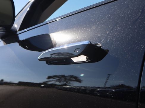 New 2026 Mercedes-Benz E 350 4MATIC Sedan image 12