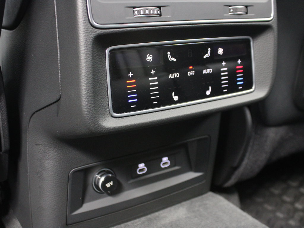 Used 2023 Audi Q7 AWD/4WD image 18