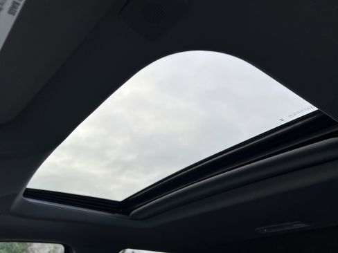 Used 2024 GMC Sierra 1500 Denali w/ Denali Reserve Package image 12