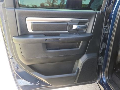 Used 2022 RAM 1500 Warlock AWD/4WD image 17