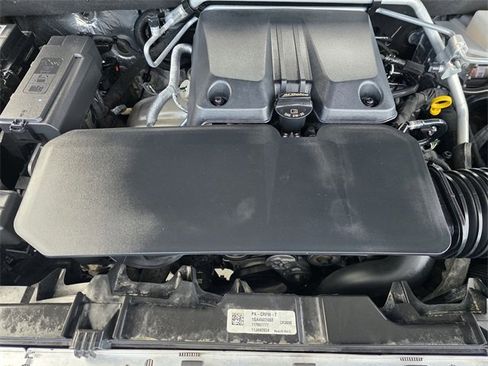 Used 2024 GMC Canyon AT4 w/ Technology Package image 21