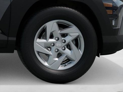 New 2026 Hyundai Kona SE FWD image 8