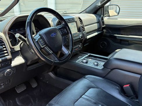 Used 2018 Ford Expedition Max Limited w/ Equipment Group 301A AWD/4WD image 13
