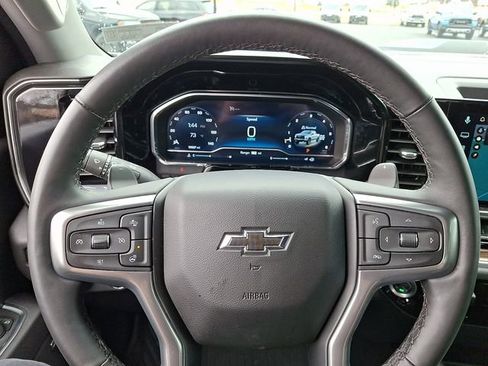 Used 2025 Chevrolet Silverado 1500 LT Trail Boss w/ Convenience Package II image 19