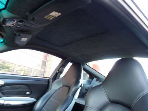 Used 2004 Porsche 911 Carrera 4S image 21