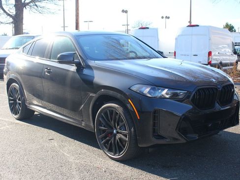New 2026 BMW X6 M60i AWD/4WD image 1
