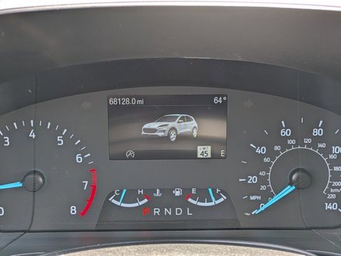 Used 2022 Ford Escape SE w/ Convenience Package FWD image 9
