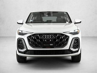 Certified 2025 Audi Q5 Premium w/ Convenience Package AWD/4WD video 2