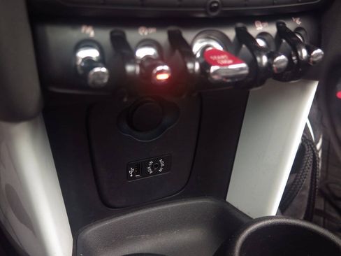 Used 2014 MINI Cooper S FWD image 27