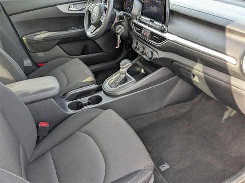 Used 2024 Kia Forte LXS image 35