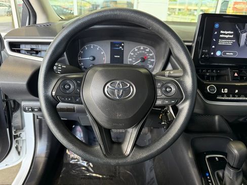 Certified 2025 Toyota Corolla LE image 22