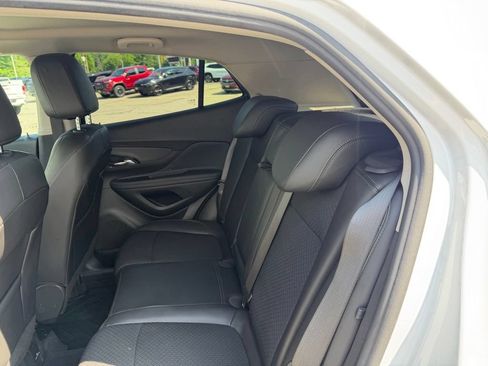 Certified 2022 Buick Encore Preferred w/ Safety Package AWD/4WD image 18