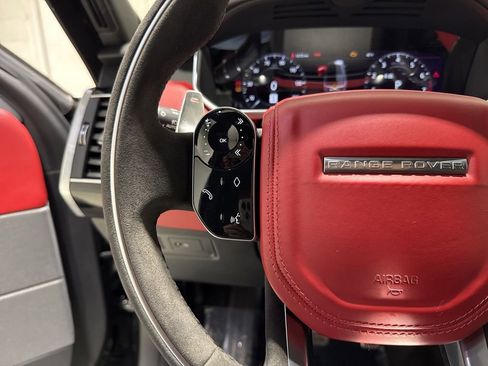 Used 2020 Land Rover Range Rover Sport HST image 31