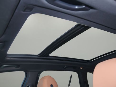 Used 2026 BMW X5 xDrive50e w/ Executive Package image 25