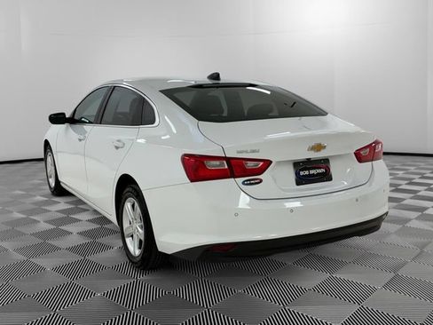 Certified 2022 Chevrolet Malibu LS w/ Driver Confidence Package II FWD image 3