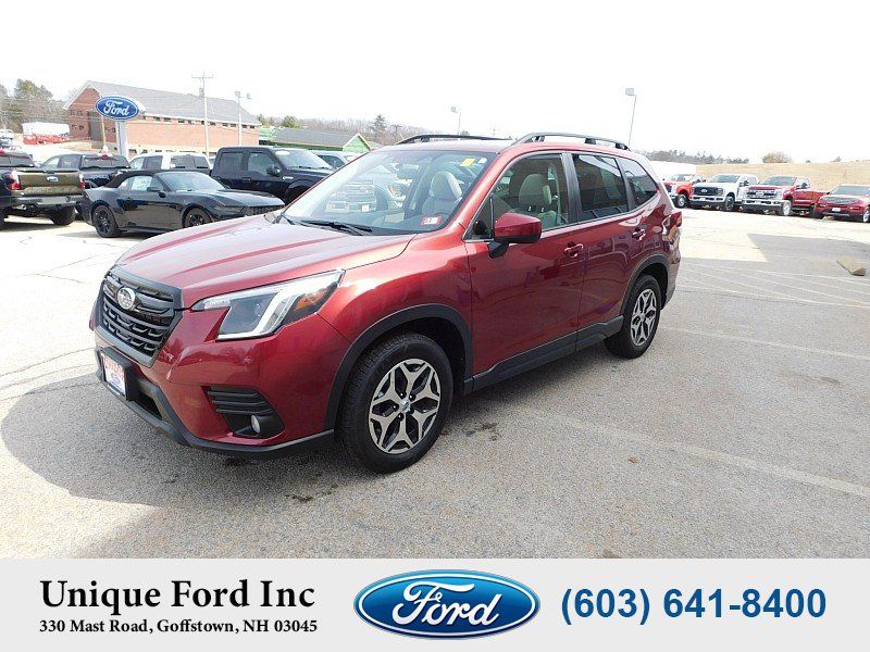 Used 2023 Subaru Forester Premium AWD/4WD image 4
