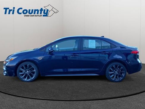 Certified 2025 Toyota Corolla SE w/ Convenience Package FWD image 5