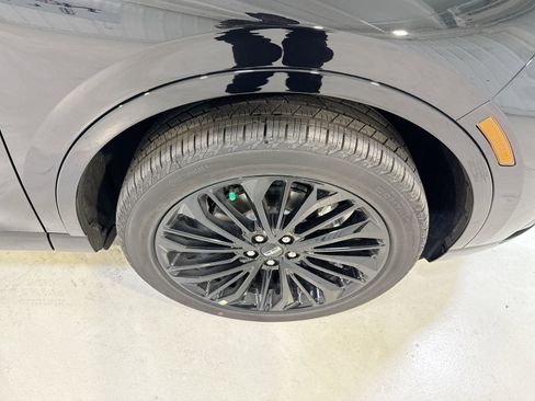 New 2026 Lincoln Corsair Reserve w/ Jet Appearance Package image 30