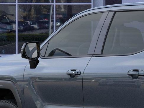 New 2026 GMC Sierra EV Elevation image 12