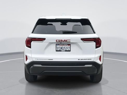 Used 2025 GMC Terrain Elevation image 4