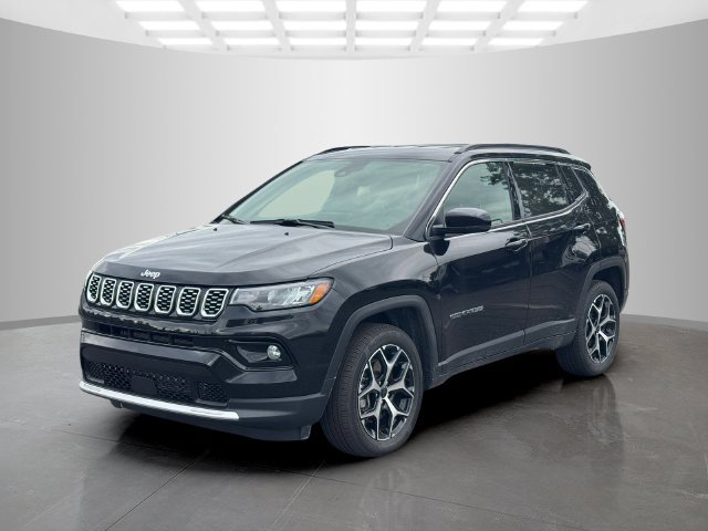 Certified 2025 Jeep Compass Limited AWD/4WD image 3