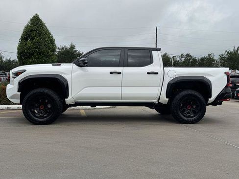 Certified 2025 Toyota Tacoma TRD Pro AWD/4WD image 6