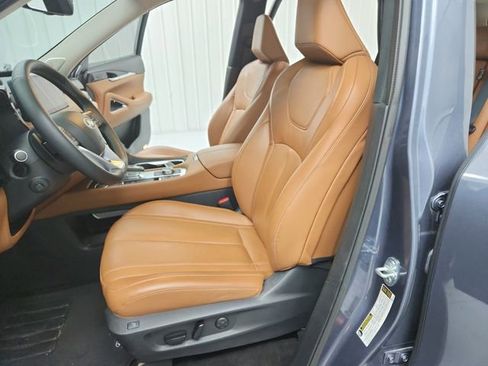 Used 2025 INFINITI QX60 Sensory w/ Vision Package AWD/4WD image 19