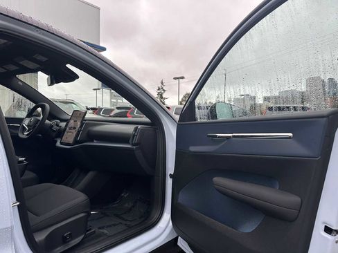 New 2026 Volvo EX30 Plus image 11