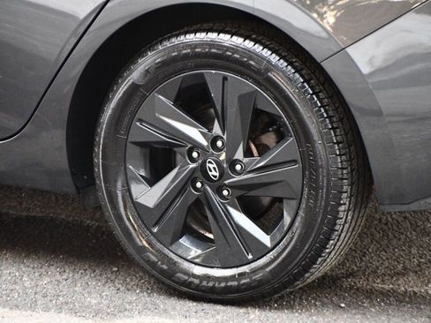 Used 2021 Hyundai Elantra SEL w/ Convenience Package image 13