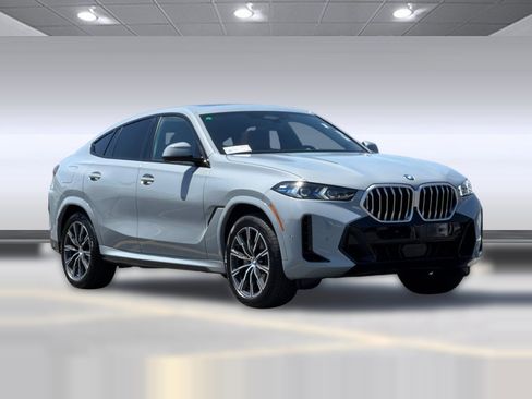 Certified 2024 BMW X6 xDrive40i w/ Premium Package AWD/4WD image 6
