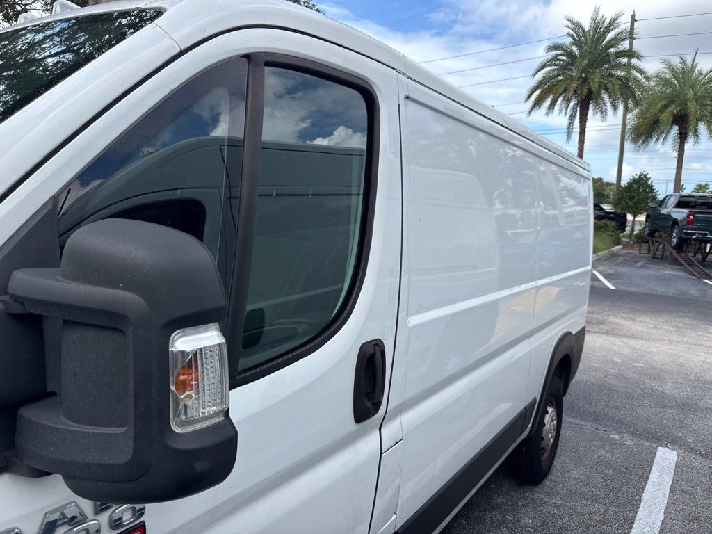 Used 2017 RAM ProMaster 1500 w/ Interior Convenience Group FWD image 5