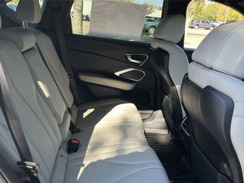 New 2026 Acura RDX SH-AWD image 31