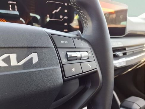 New 2026 Kia K4 EX image 10