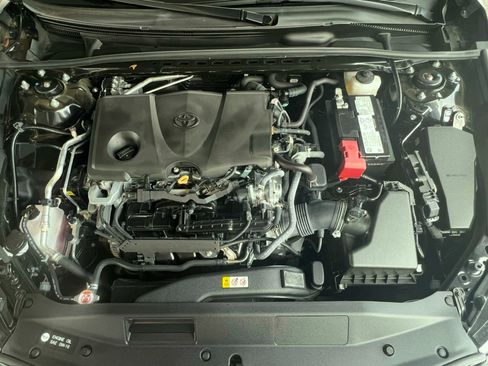 Used 2024 Toyota Camry SE image 34