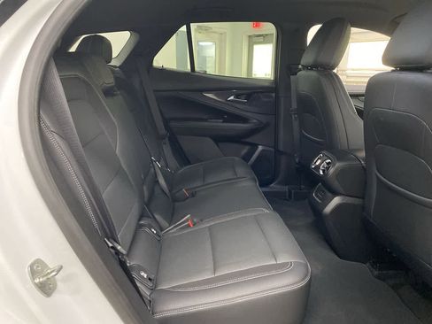 Used 2024 Chevrolet Blazer EV LT AWD/4WD image 17