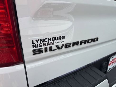 Used 2024 Chevrolet Silverado 1500 Custom w/ Turbomax Blackout Package AWD/4WD image 10