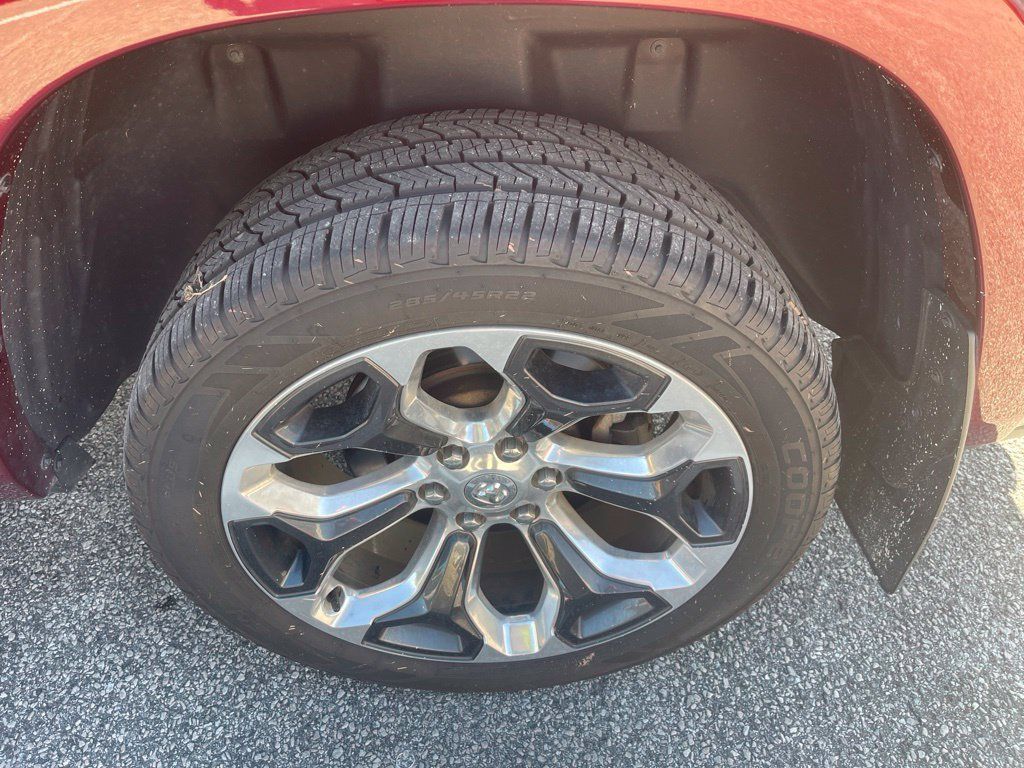 Used 2020 RAM 1500 Limited AWD/4WD image 11